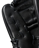 Wilson A2000 B2 Classic Series Pitcher's Baseball Mitt - 12"