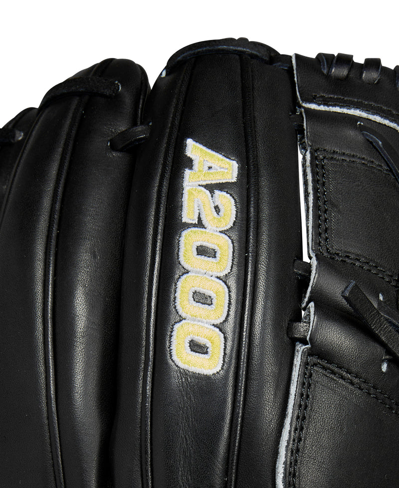 Wilson A2000 B2 Pitcher's Baseball Mitt - 12"