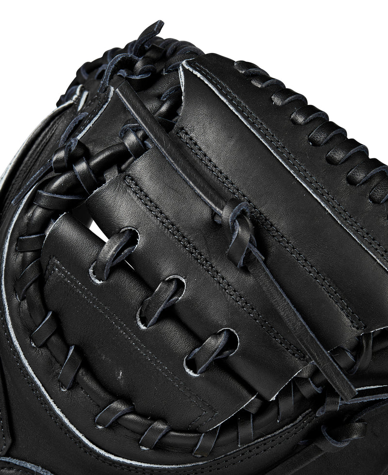 Wilson A2000 M23 Baseball Catcher's Mitt - 33.5"