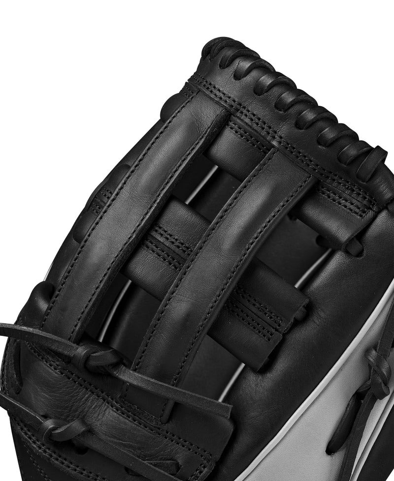 Wilson A1000 1750 Outfield Baseball Glove - 12.5"