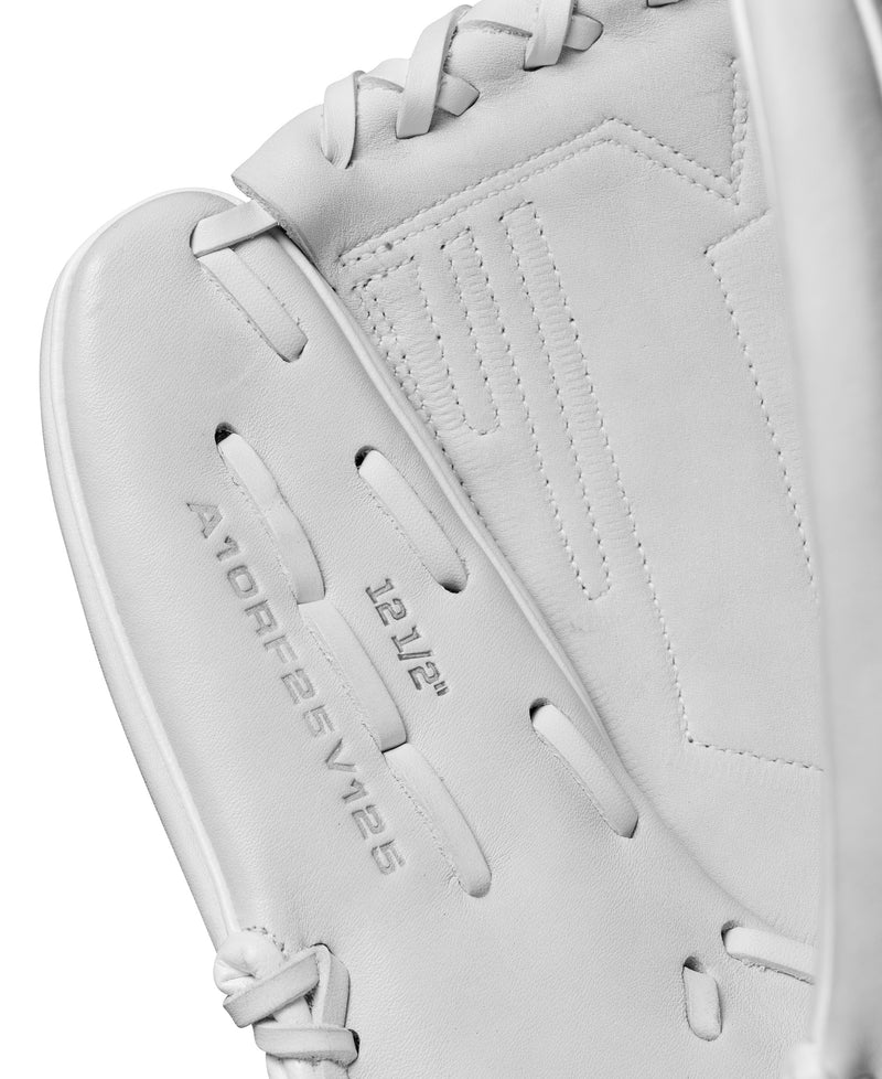 Wilson A1000 V125 Outfield Fastpitch Glove - 12.5"