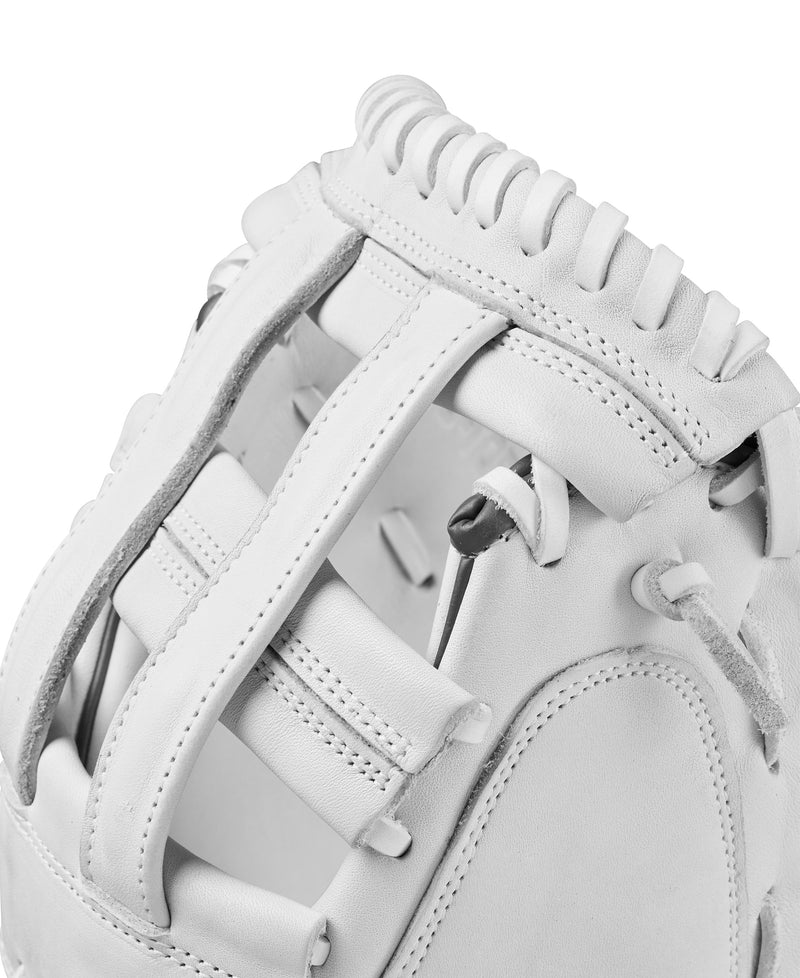 Wilson A1000 CM33 Catcher's Fastpitch Mitt - 33"