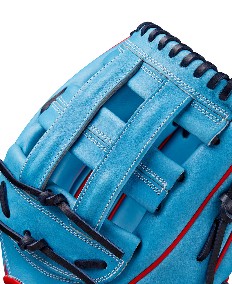 Wilson A2000 1750 Outfield Baseball Glove - 12.5"