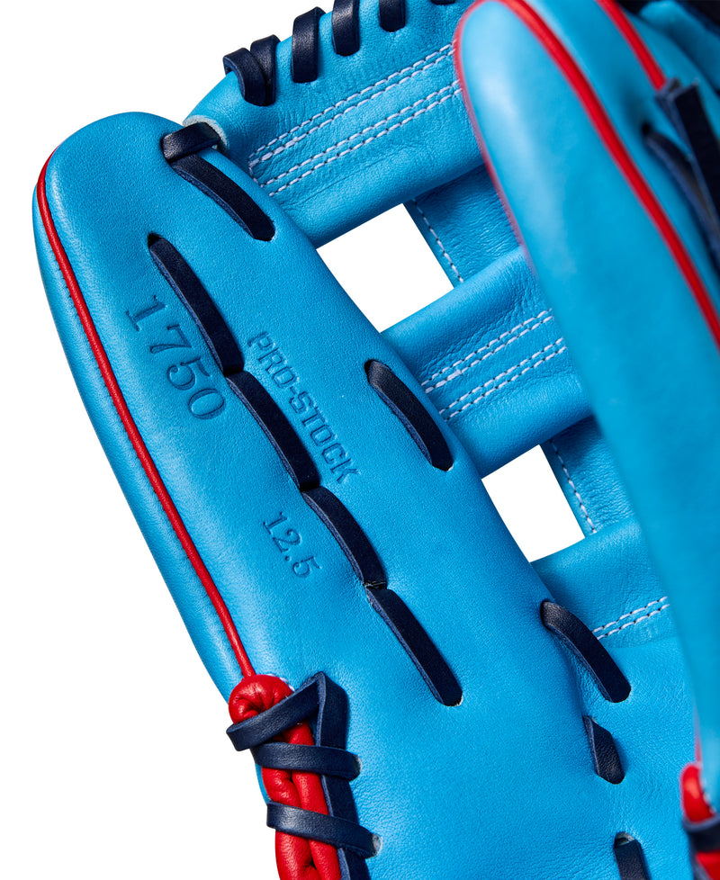 Wilson A2000 1750 Outfield Baseball Glove - 12.5"