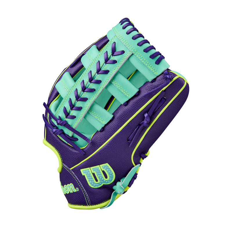 Wilson A2000 Fall 2025 1810SS Outfield Baseball Glove - 12.75"