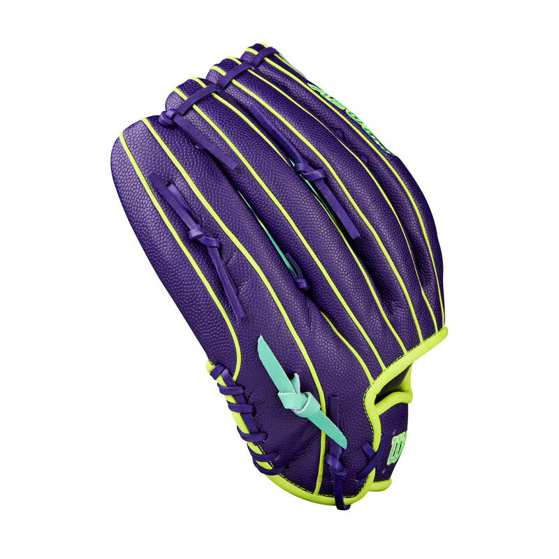Wilson A2000 Fall 2025 1810SS Outfield Baseball Glove - 12.75"