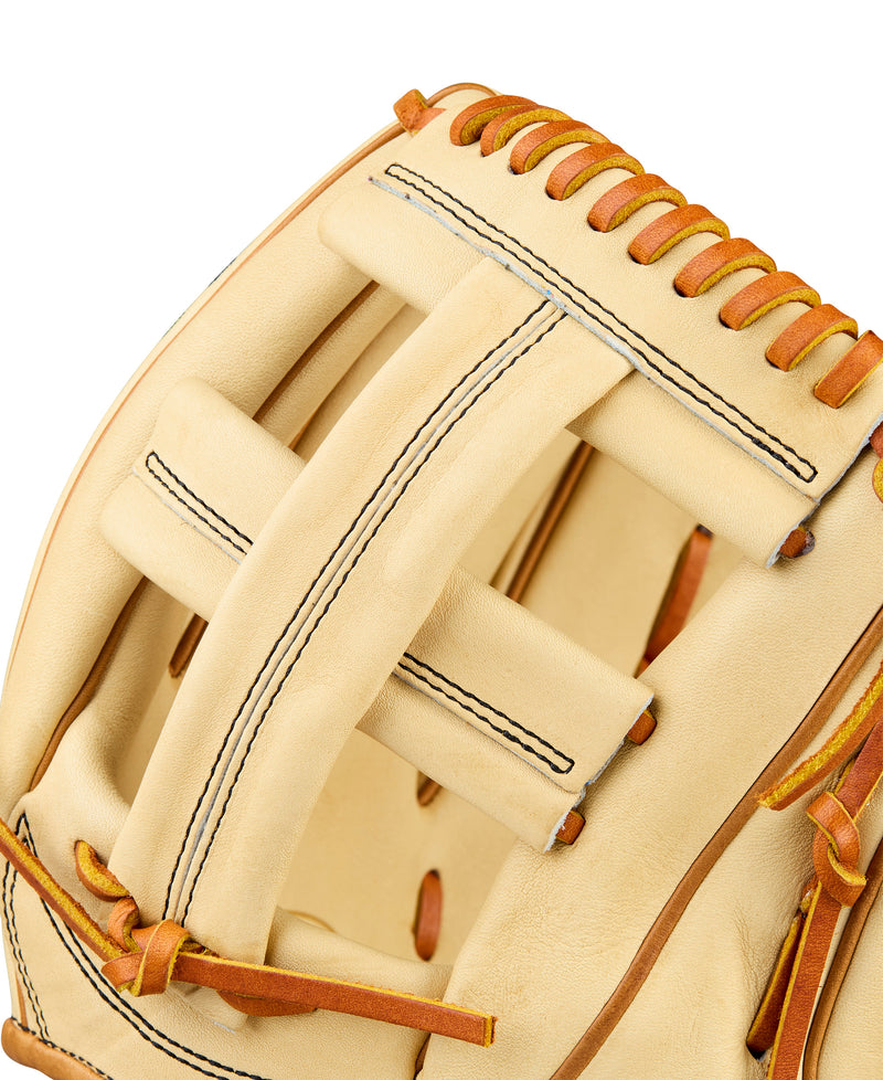 Wilson 2026 A2000 EL3 Classic Series Infield Baseball Glove - 11.75"