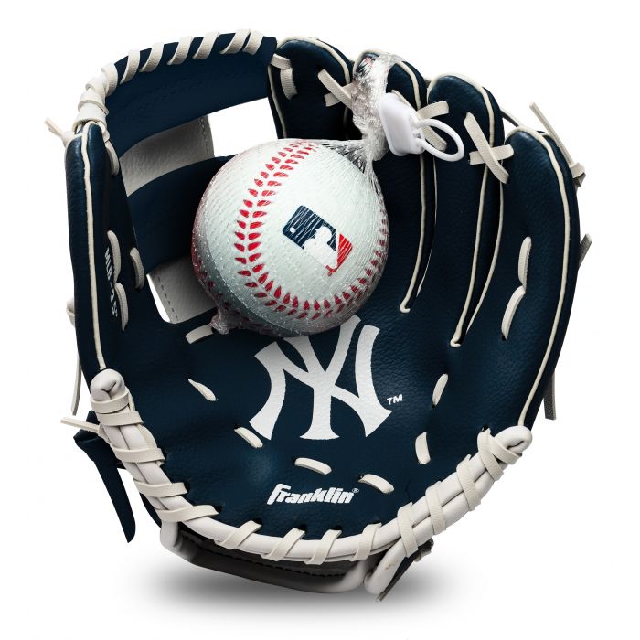 Franklin MLB Yankees Tee Ball Glove - 9.5" - Nutmeg Sporting Goods